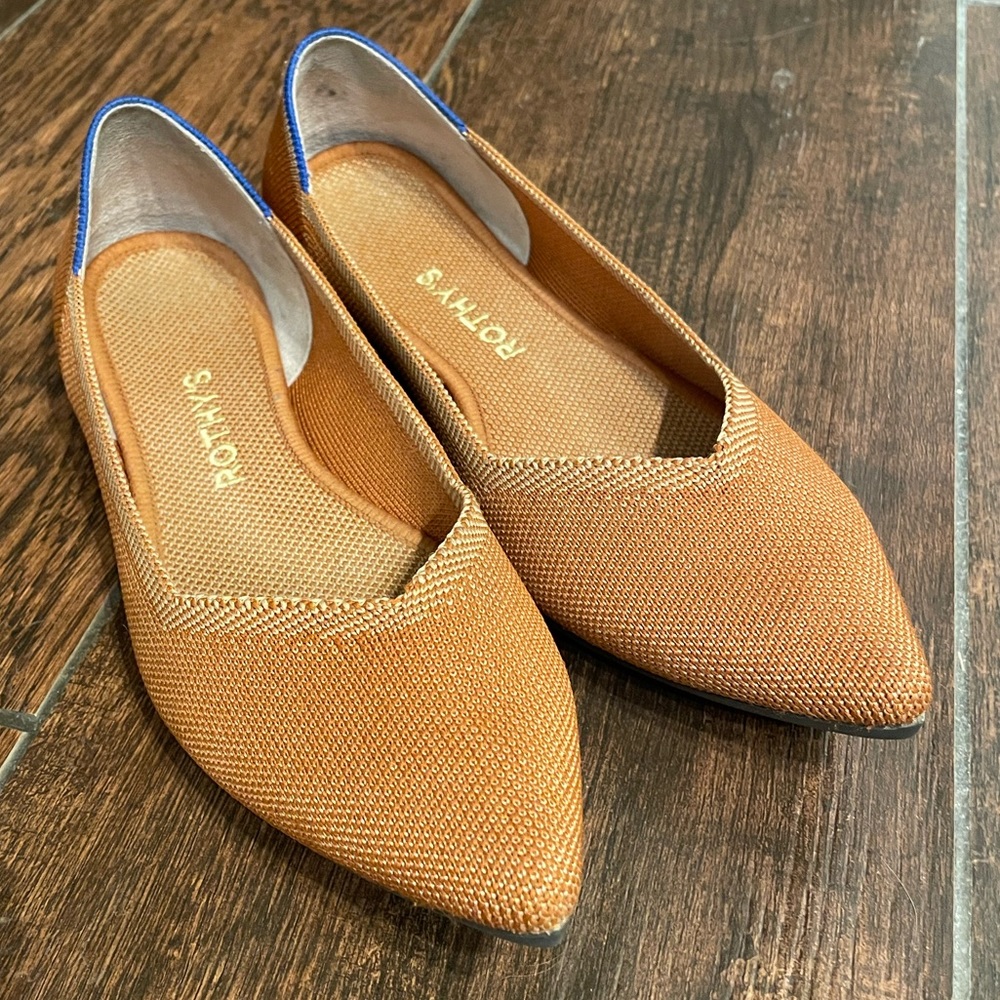 Rothy’s The Point in Fawn (7.5) - Excellent Condition